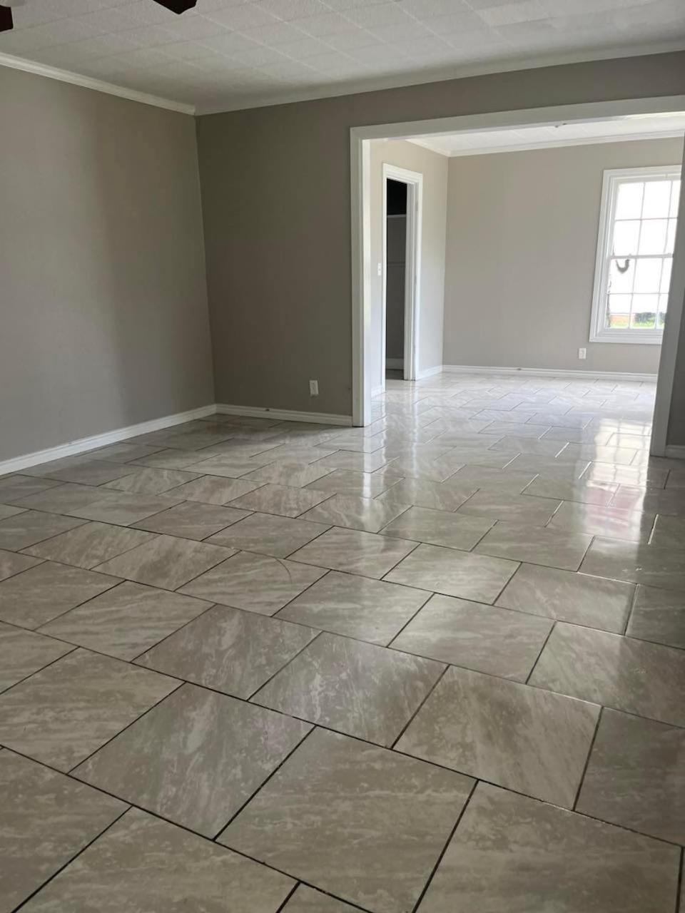 Cozy 2 Bed Retreat In Vibrant Beaumont, Tx * Beaumont