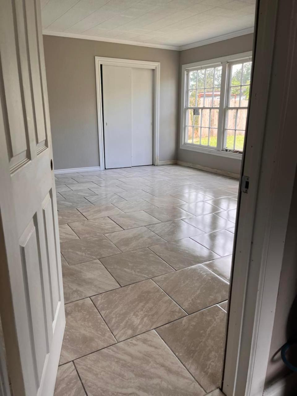 Cozy 2 Bed Retreat In Vibrant Beaumont, Tx Vakantiehuis